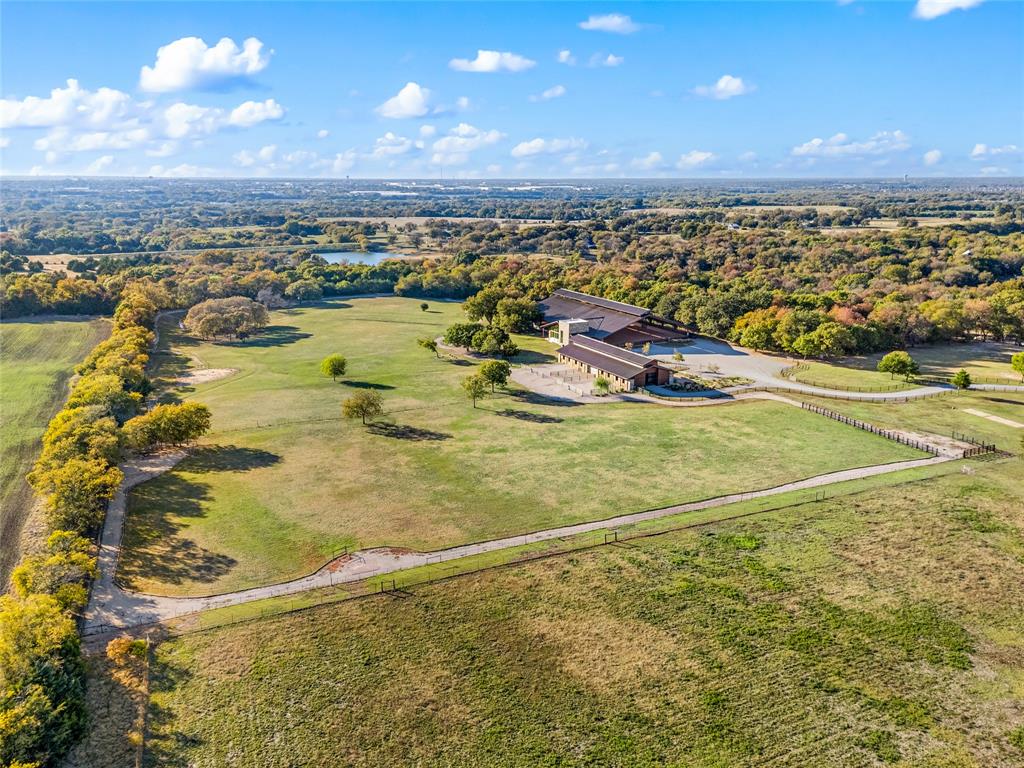 520 High Rdg Drive McKinney, TX 75071 - Photo 38 of 39 a view of a city