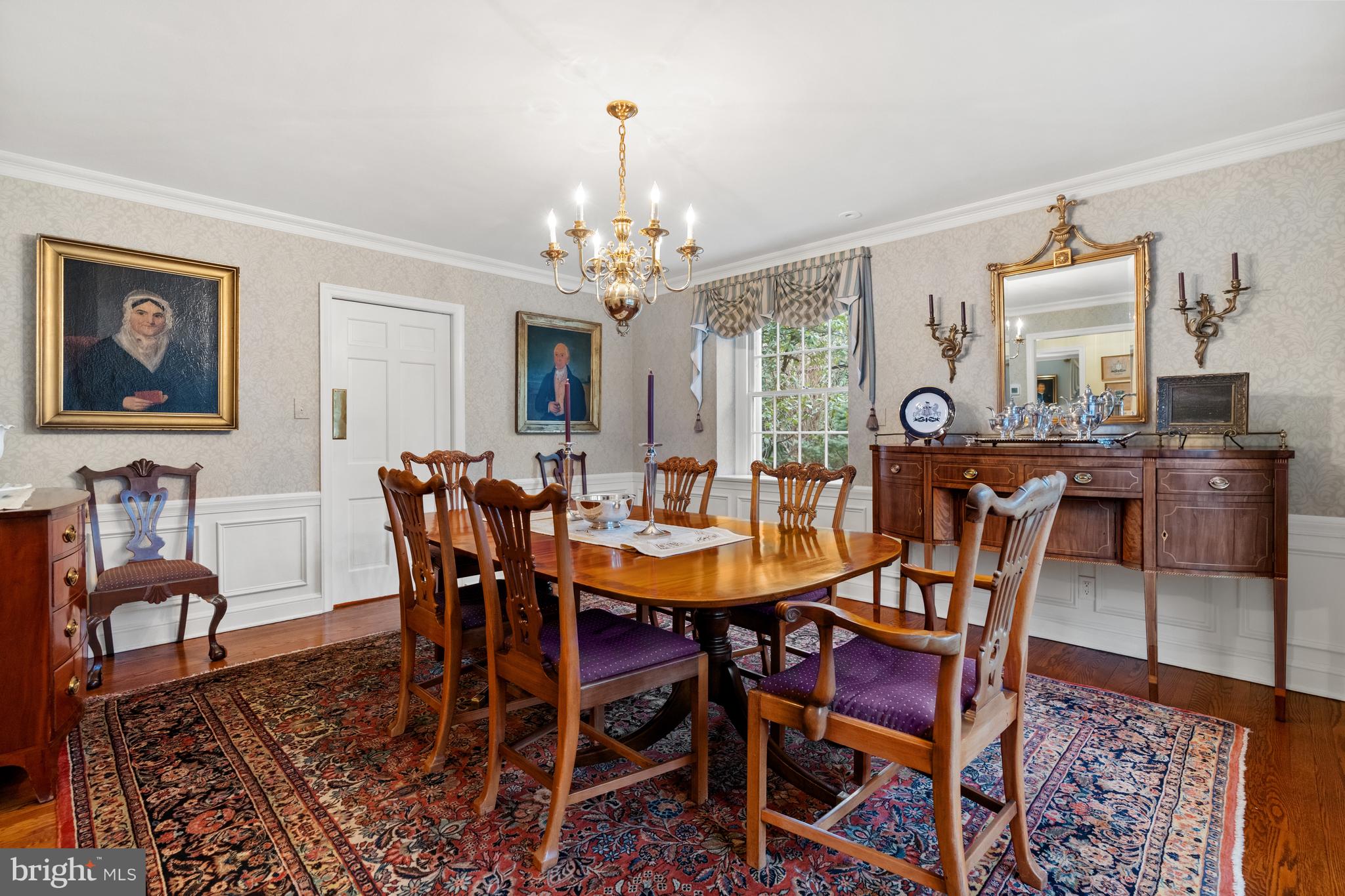 901 Stuart Road Wilmington, DE 19807 - Photo 8 of 58 Formal dinning room with crown molding