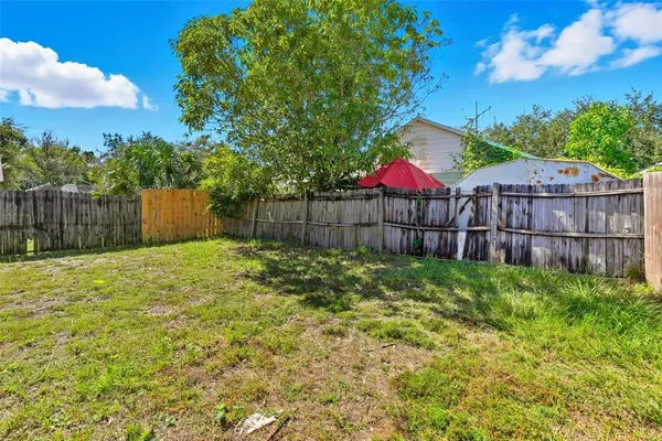 $1,750 | 1148 Golden Gate Avenue, Orlando, FL 32808