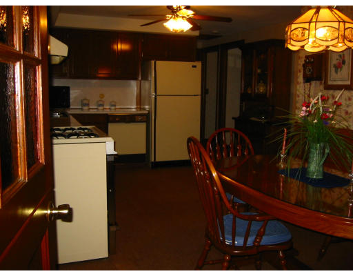 24 Mark Street Springfield, MA 01129 - Photo 8 of 8