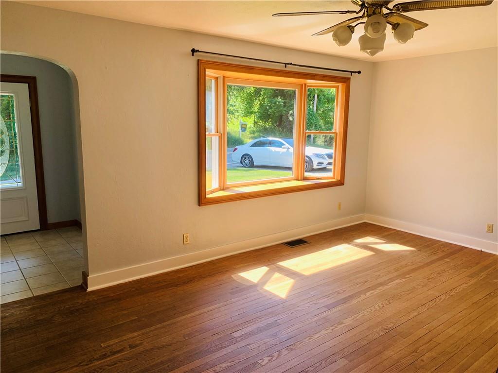 8190 Mentor Road Elizabeth, PA 15037 - Photo 13 of 25 Gallery Image 13