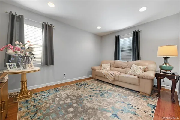 $1,150,000 | 577 Waukena Avenue, Oceanside, NY 11572