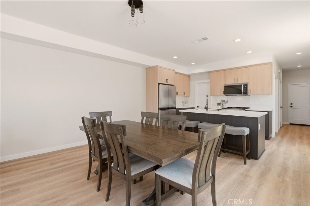 5868 Persepolis Court Riverside, CA 92505 - Photo 7 of 39 Gallery Image 7
