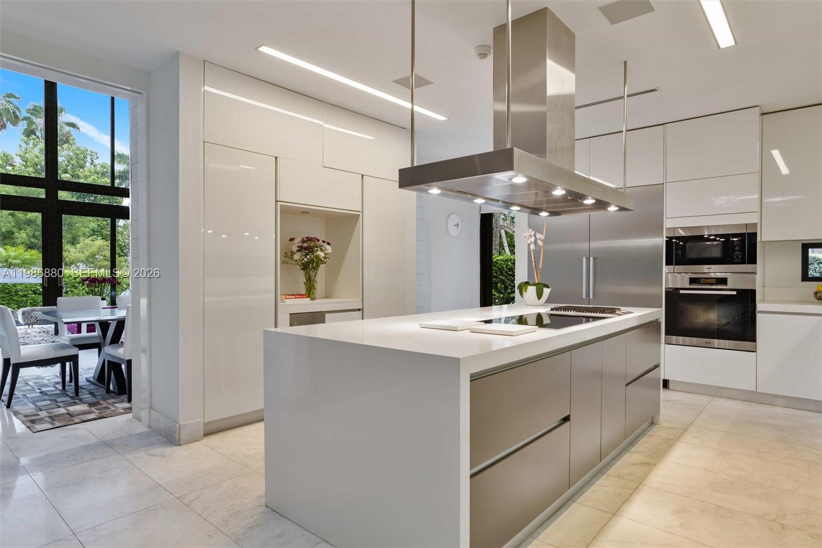 610 Harbor Circle Key Biscayne, FL 33149 - Photo 15 of 71