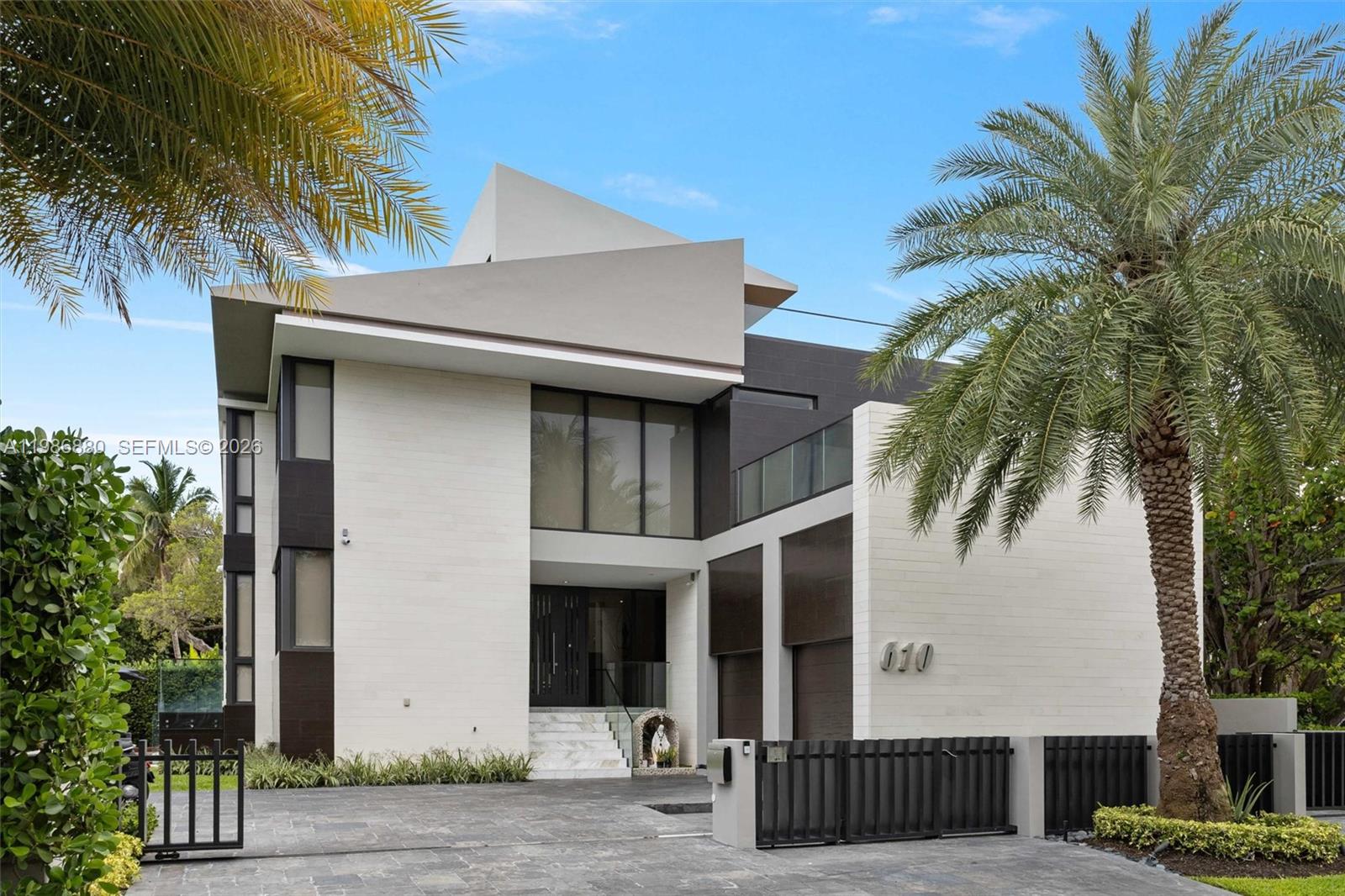 610 Harbor Circle Key Biscayne, FL 33149 - Photo 61 of 71