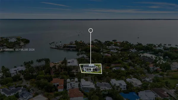 $11,300,000 | 610 Harbor Circle, Key Biscayne, FL 33149