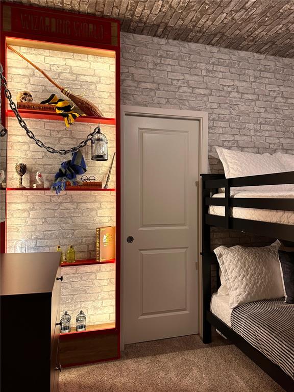 304 Villa Domani Court Davenport, FL 33896 - Photo 23 of 37 a view of a balcony with furniture and a window