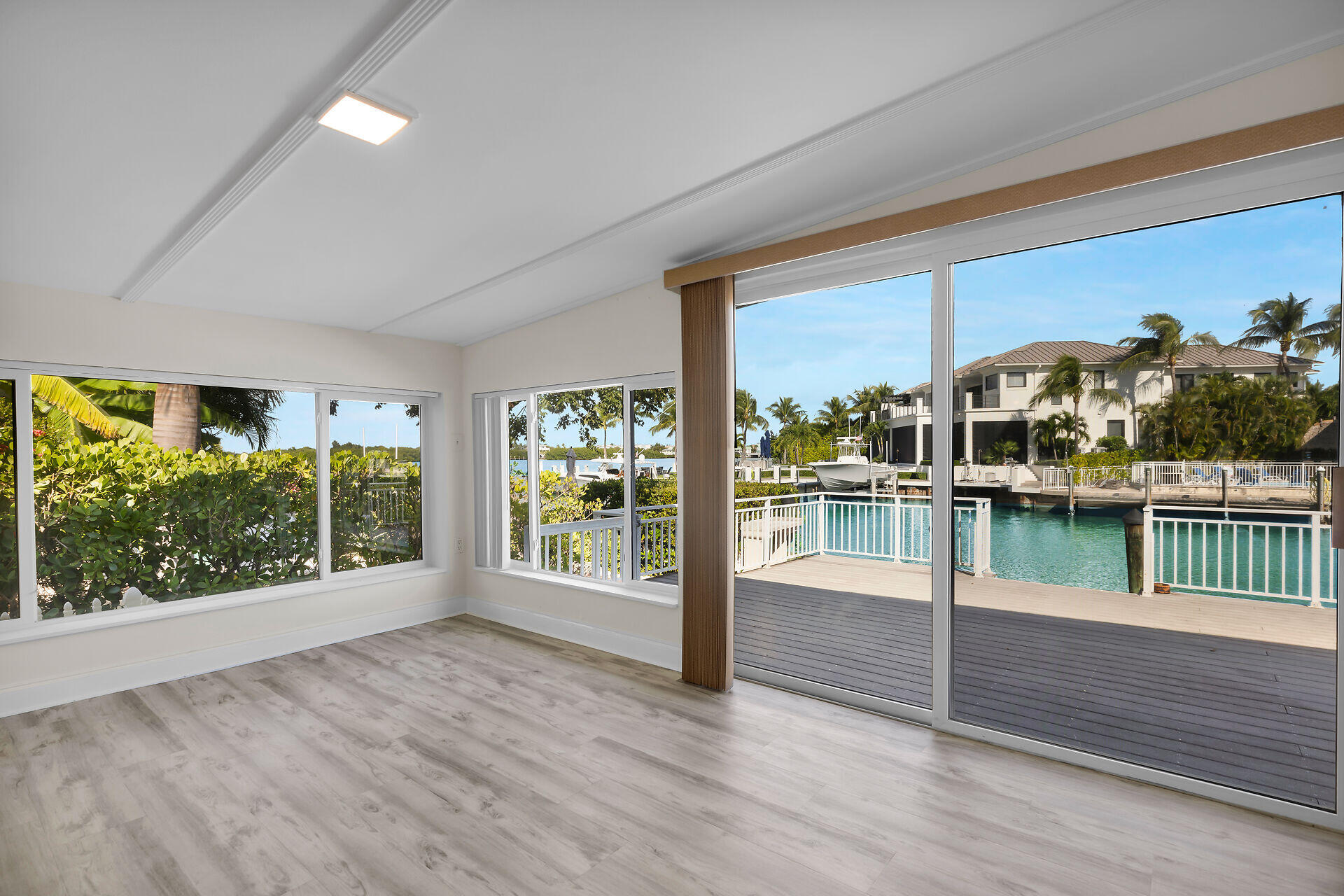 750 9th Street Key Colony Beach, FL 33051 - Photo 27 of 30 a view of a living room and window