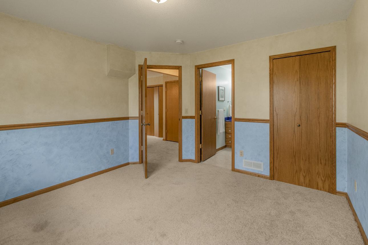 1081 Gilbert Court Stillwater, MN 55082 - Photo 31 of 49