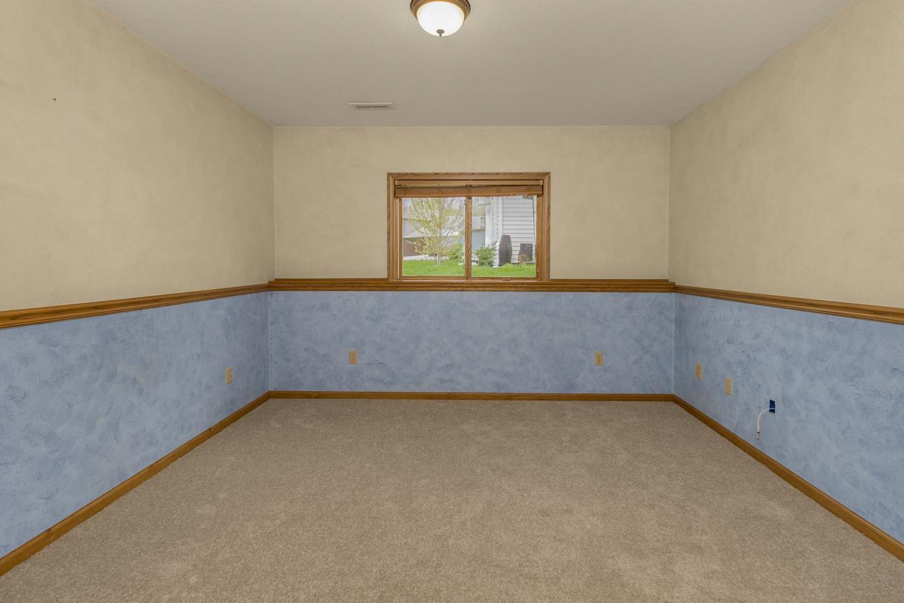 1081 Gilbert Court Stillwater, MN 55082 - Photo 32 of 49