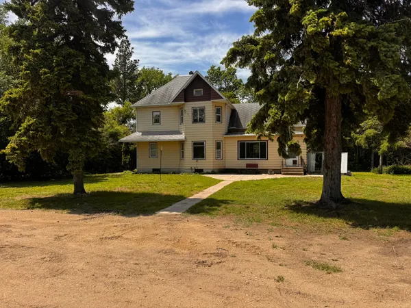 $299,999 | 16525 80th Street Southeast, Mooreton, ND 58061
