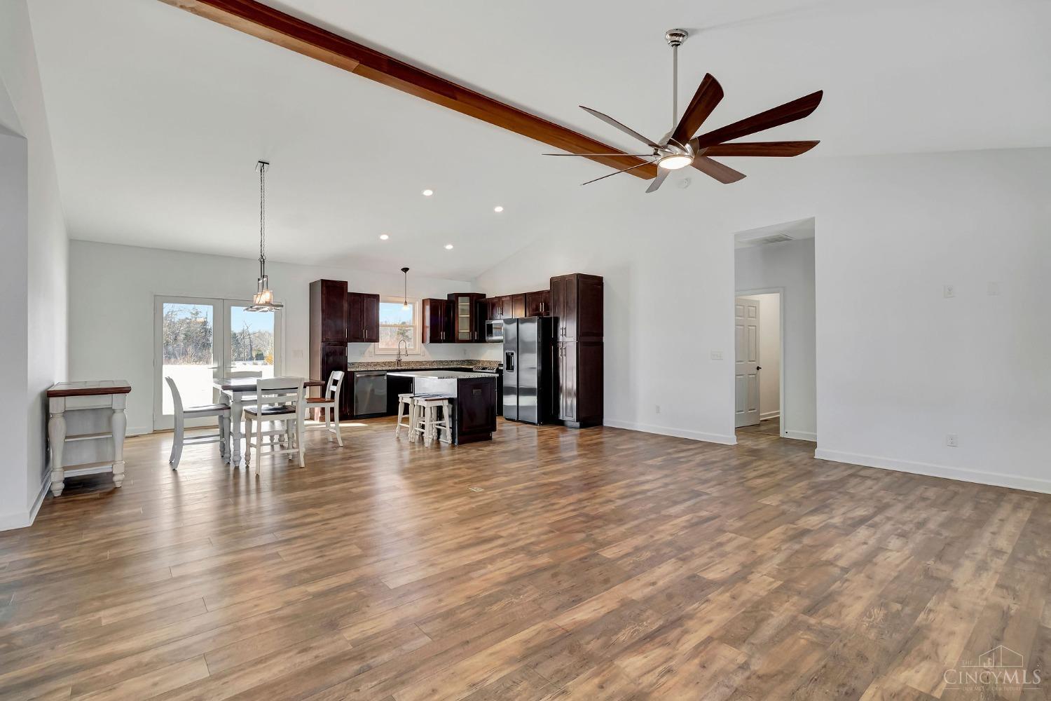 6835 Johnson Road Blanchester, OH 45107 - Photo 4 of 59 Gallery Image 4
