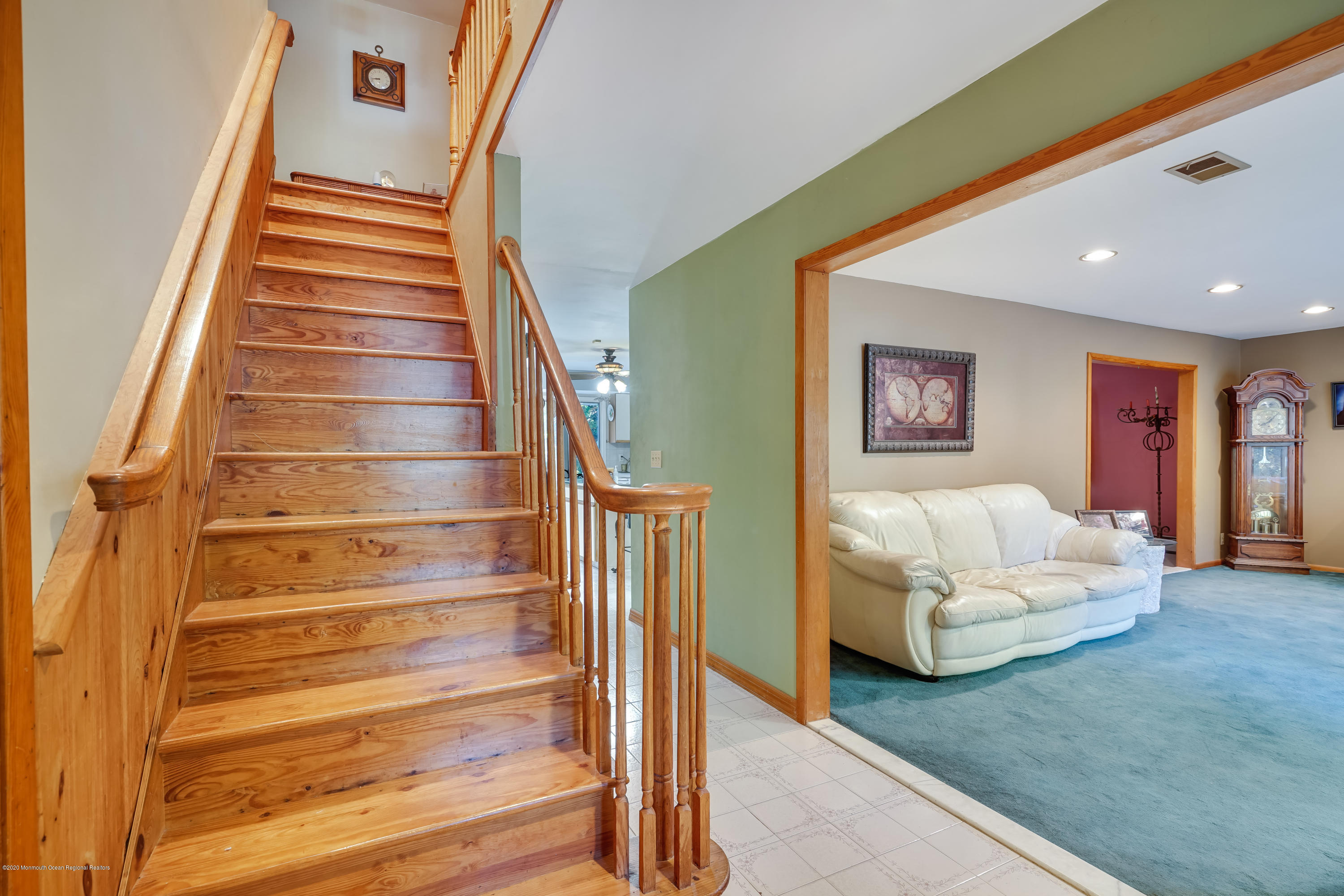 43 Korman Road Bayville, NJ 08721 - Photo 5 of 47 a view of entryway and hall with wooden floor