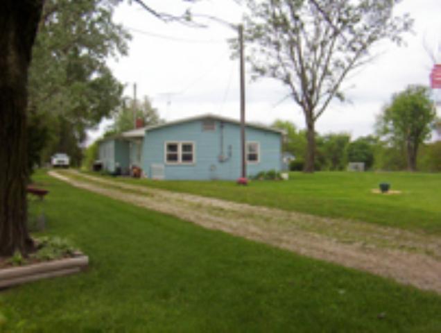 16302 West Dorembus Road Trivoli, IL 61569 - Photo 1 of 9