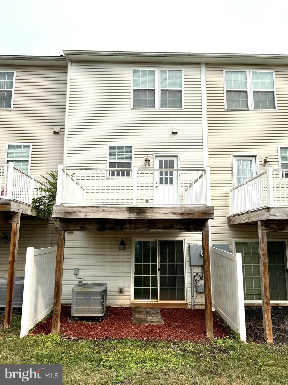 8365 Scotland Loop Manassas, VA 20109 - Photo 23 of 25 Rear Exterior