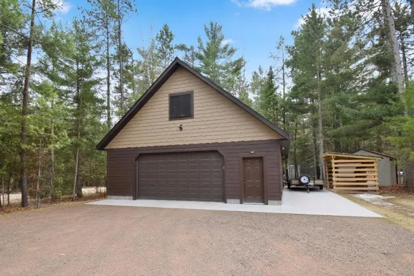 $595,000 | 28031 South Johnson Lake Road, Webster, WI 54893