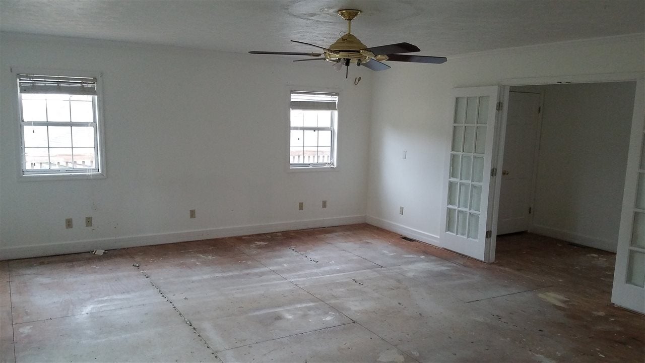 6194 East Pea Ridge Road Huntington, WV 25705 - Photo 8 of 20 Gallery Image 8