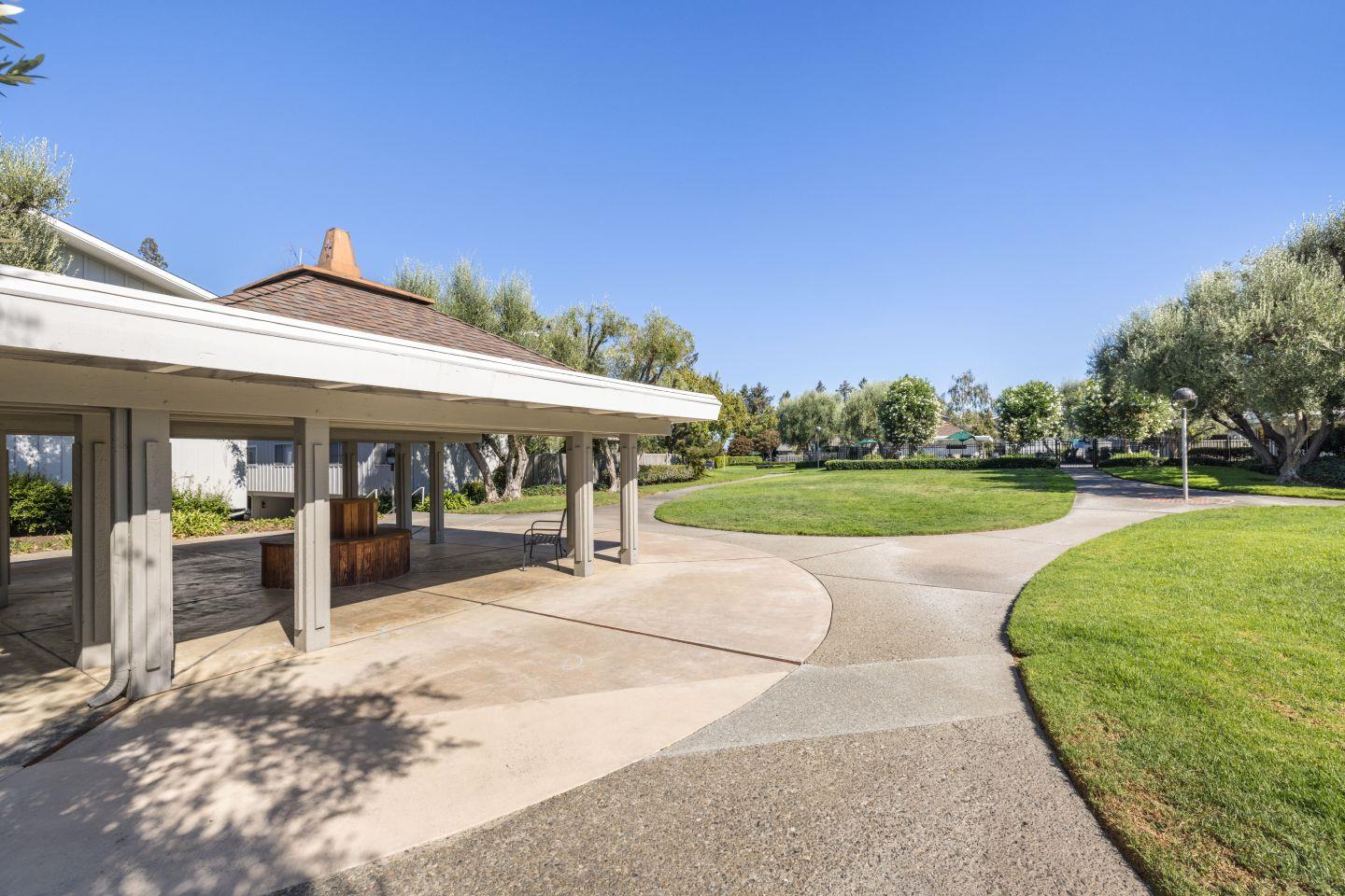 255 South Rengstorff Avenue, Unit 72 Mountain View, CA 94040 - Photo 16 of 18 Gallery Image 16
