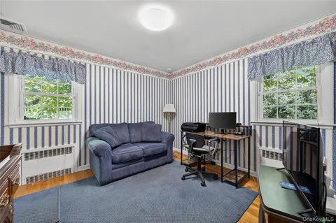 $995,000 | 247 Buckram Road, Locust Valley, NY 11560