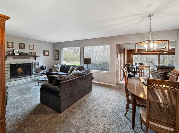 $675,000 | 435 Forest Trail, Oak Brook, IL 60523
