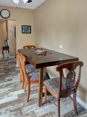 $675,000 | 435 Forest Trail, Oak Brook, IL 60523