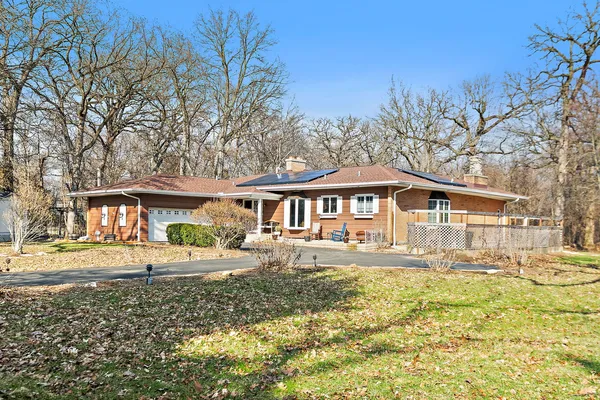 $675,000 | 435 Forest Trail, Oak Brook, IL 60523