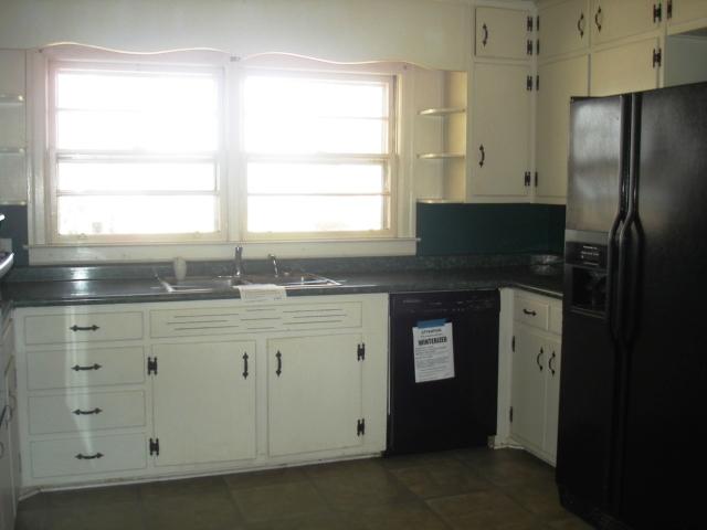 58 Ken Lane Ridgeway, VA 24148 - Photo 4 of 14 kitchen.jpg