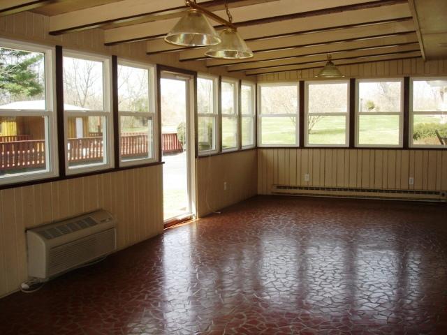 58 Ken Lane Ridgeway, VA 24148 - Photo 9 of 14 sunroom.jpg