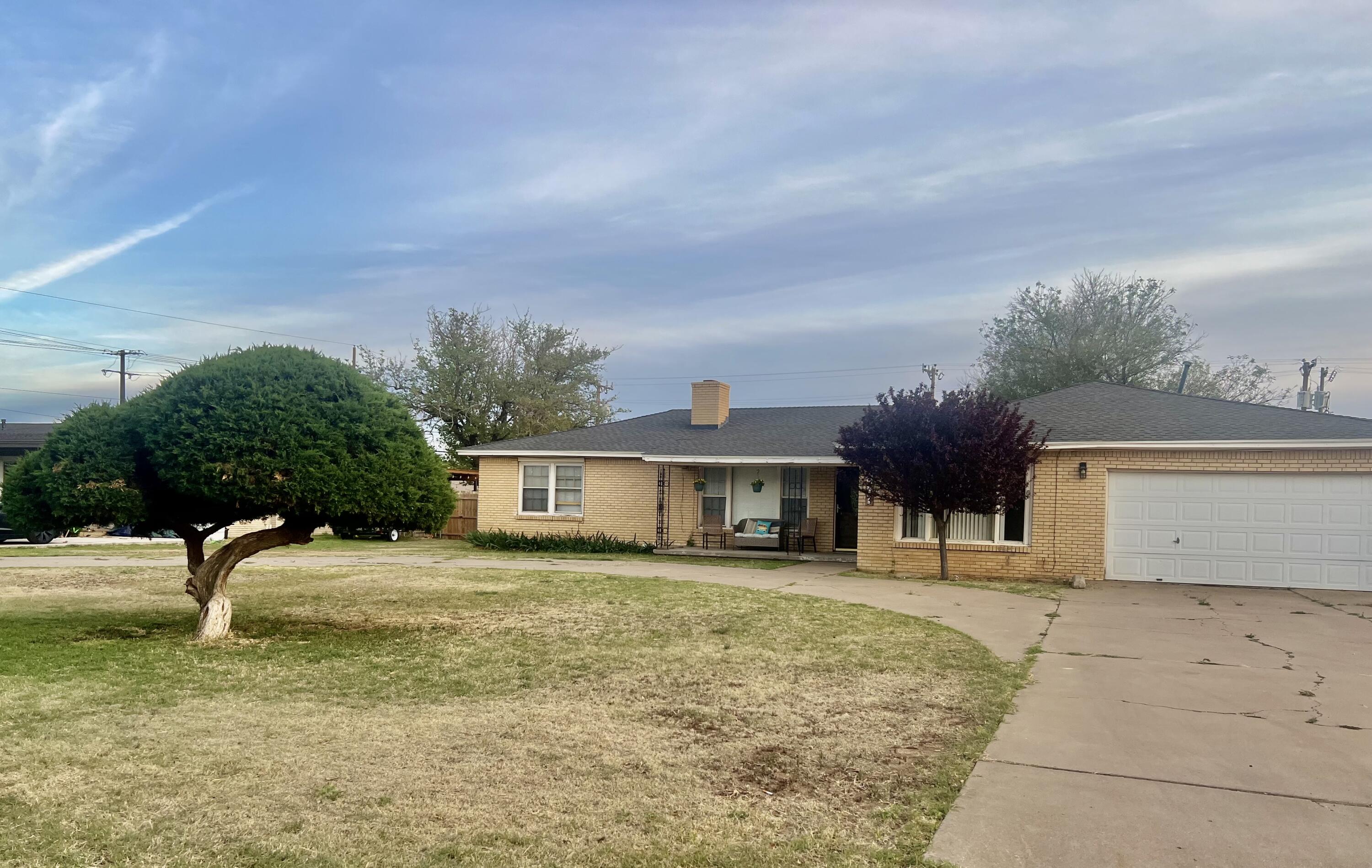 4403 18th Street Lubbock, TX 79407 - Photo 3 of 24 IMG_4456