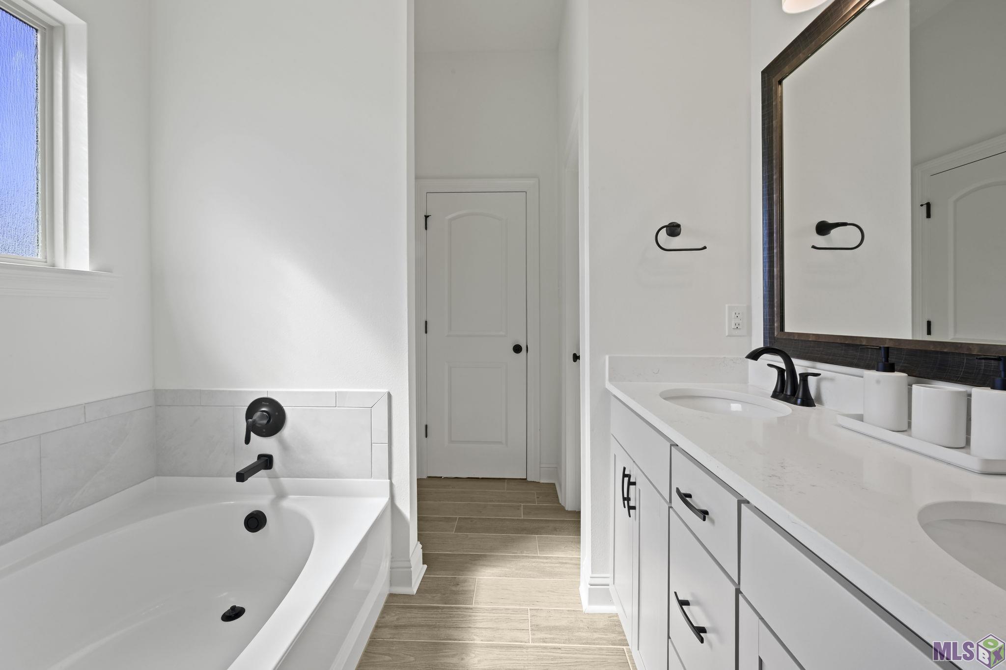 11046 Maitland Avenue Baton Rouge, LA 70810 - Photo 14 of 27