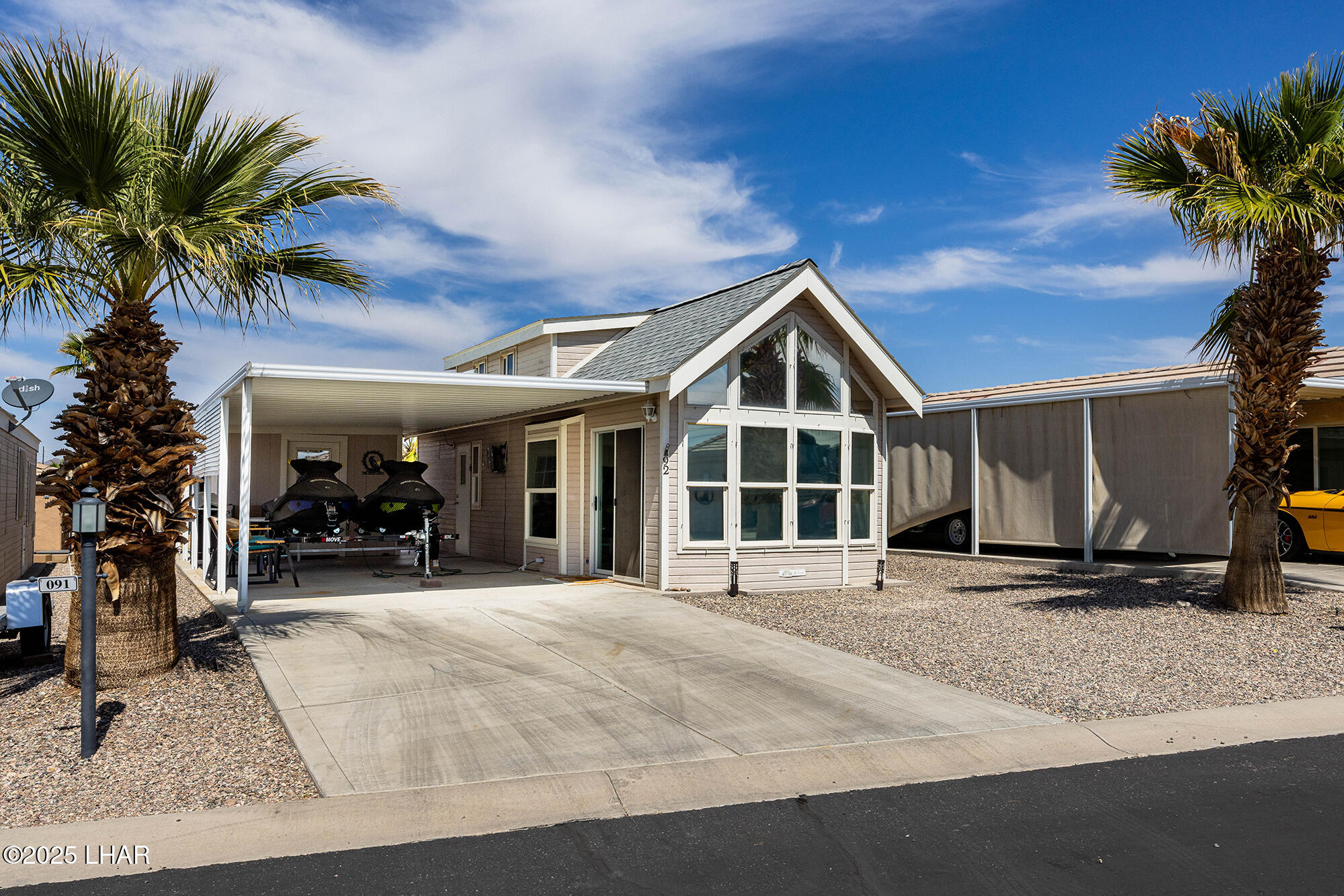 1905 Victoria Farms Road, Unit 92 Lake Havasu City, AZ 86404 - Photo 1 of 36 Hero w:skis