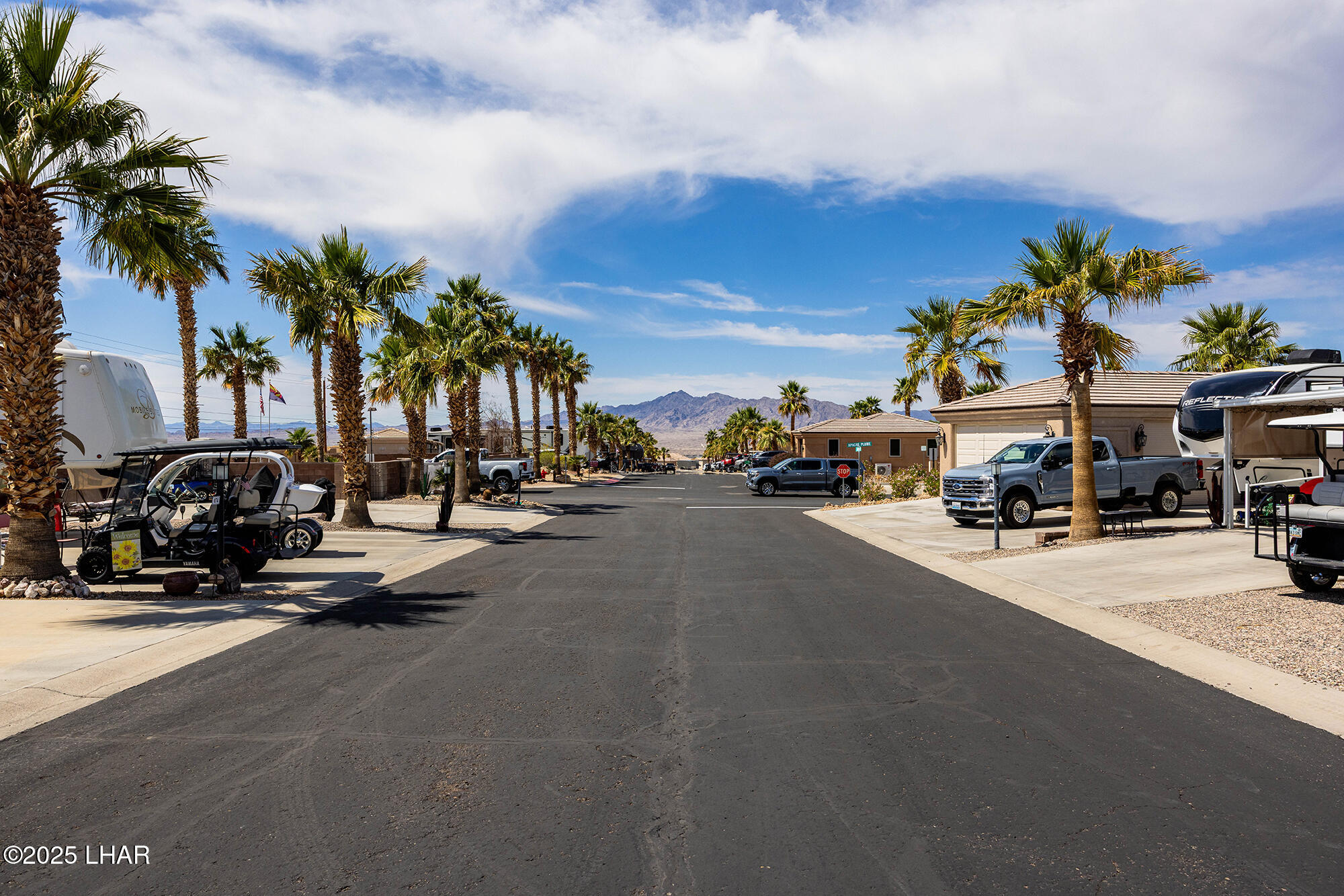 1905 Victoria Farms Road, Unit 92 Lake Havasu City, AZ 86404 - Photo 20 of 36 West Street View