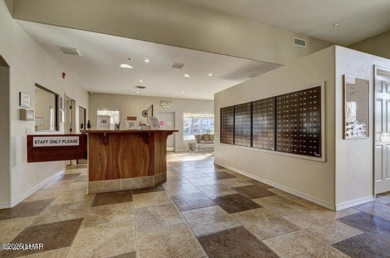 1905 Victoria Farms Road, Unit 92 Lake Havasu City, AZ 86404 - Photo 25 of 36 Office Interior