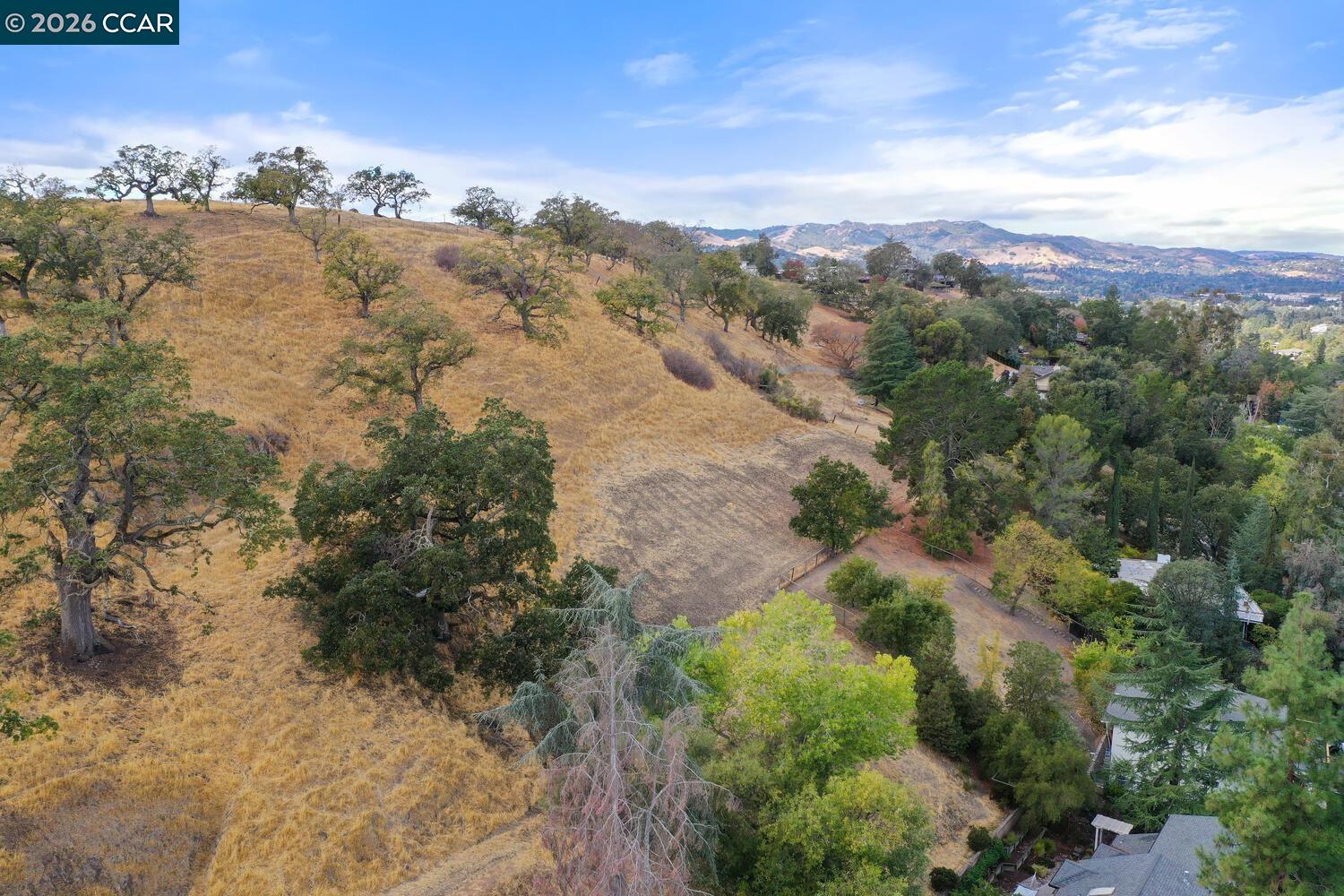 457 Summit Road Walnut Creek, CA 94598 - Photo 4 of 11