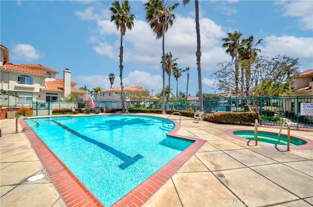 $1,159,000 | 4489 Spencer Street, Unit 224, Torrance, CA 90503