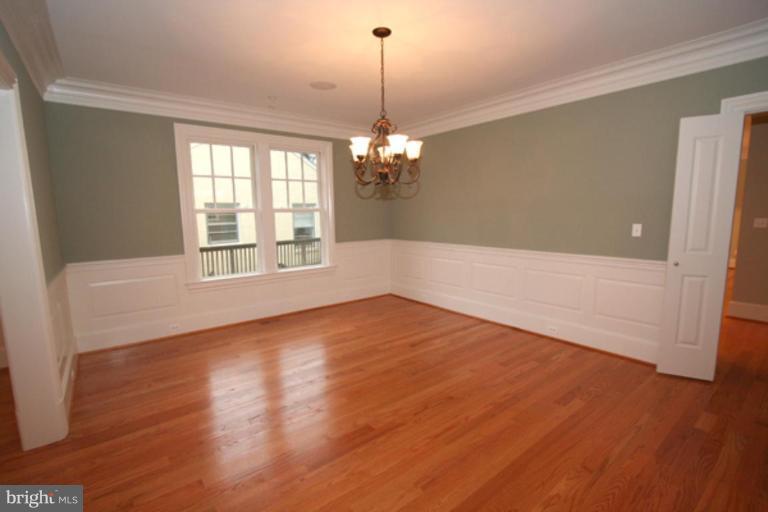 5608 Jordan Road Bethesda, MD 20816 - Photo 11 of 29 Dining Room