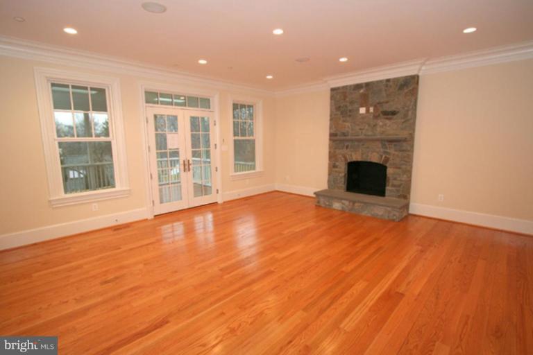5608 Jordan Road Bethesda, MD 20816 - Photo 9 of 29 Family Room