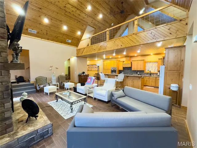 $499,000 | 27028 County Road 219, Wyaconda, MO 63474