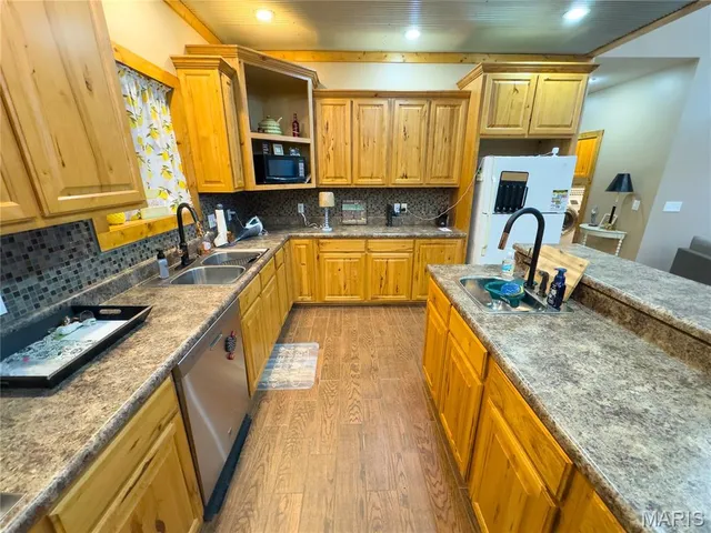 $499,000 | 27028 County Road 219, Wyaconda, MO 63474