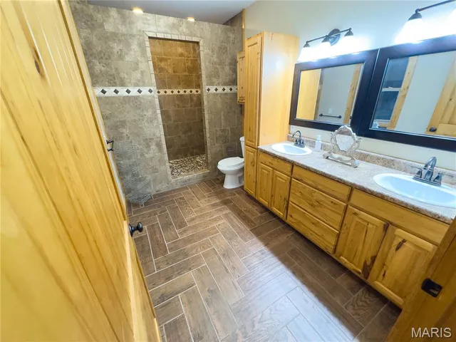 $499,000 | 27028 County Road 219, Wyaconda, MO 63474