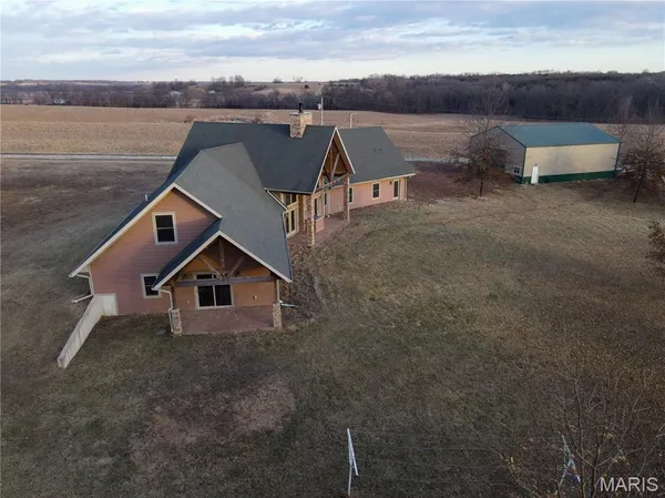 $499,000 | 27028 County Road 219, Wyaconda, MO 63474