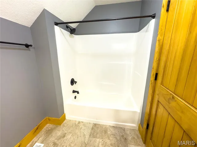 $499,000 | 27028 County Road 219, Wyaconda, MO 63474