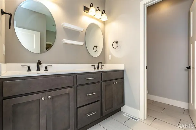 $550,000 | 3841 Ember Court, Edwardsville, IL 62025