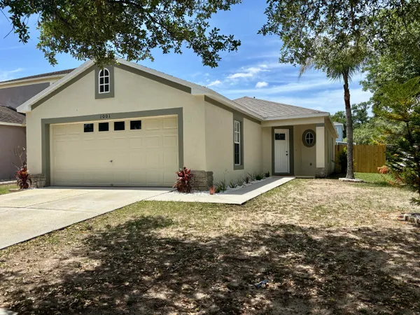 $350,000 | 1001 Harvest Moon Drive, Seffner, FL 33584