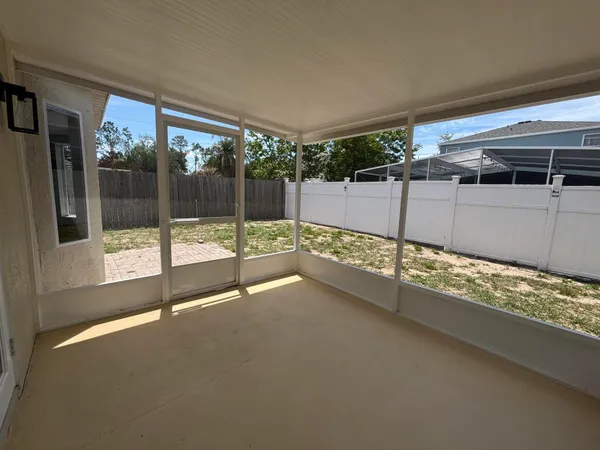 $350,000 | 1001 Harvest Moon Drive, Seffner, FL 33584