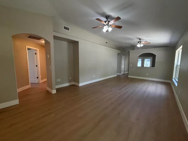 $350,000 | 1001 Harvest Moon Drive, Seffner, FL 33584