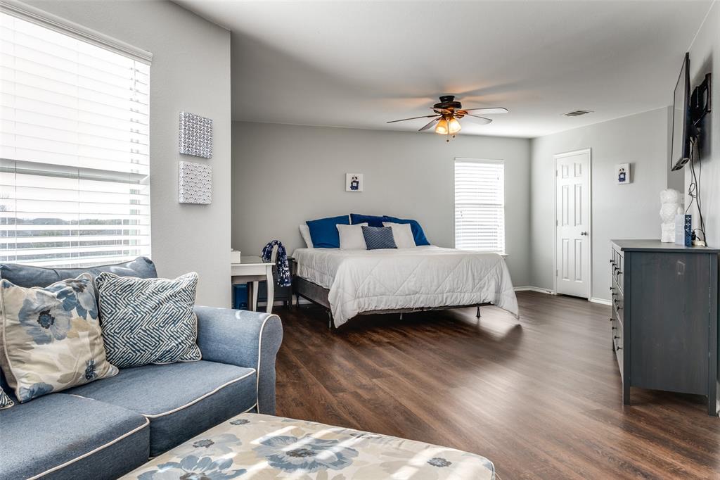 1628 Withers Way Krum, TX 76249 - Photo 10 of 13