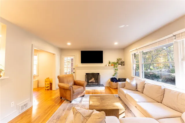 $385,000 | 406 Upper Highland Drive, Clemson, SC 29631