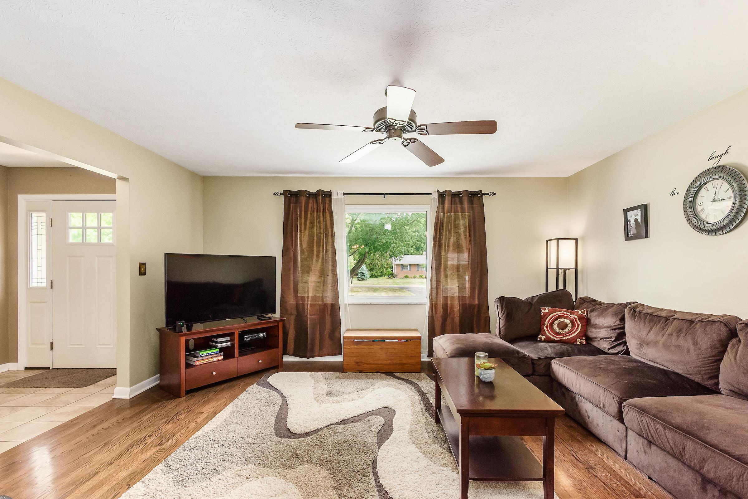 1025 Doherty Road Columbus, OH 43228 - Photo 8 of 18 Gallery Image 8