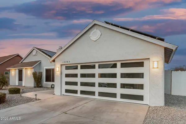 $489,900 | 13203 North 56th Avenue, Glendale, AZ 85304